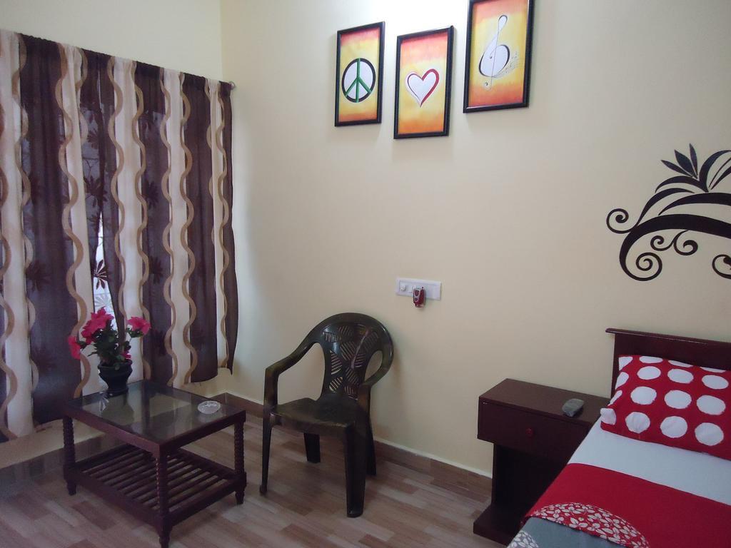 Silver Moon Guest House Mahábalípuram Pokoj fotografie